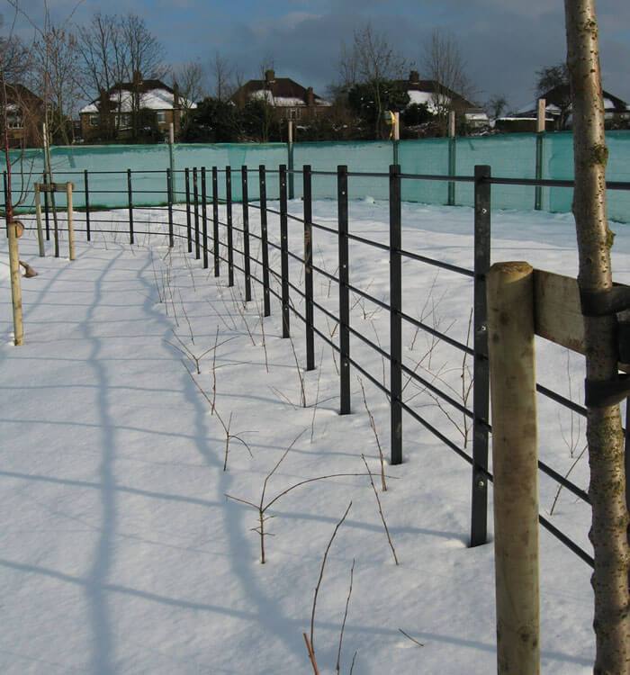 domestic fencing to industrial, commercial and security fencing